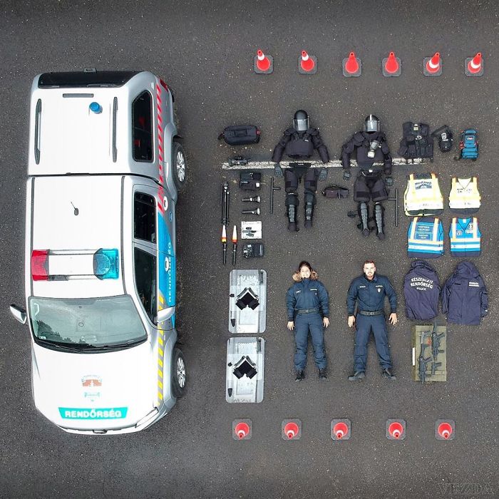 Beginilah Jadinya Kalo Pemadam Kebakaran, Polisi Dan Tentara Ikut Trend Knolling