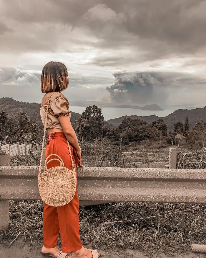 10 potret betapa menakjubkan sekaligus mengerikannya erupsi gunung Taal di Filipina.