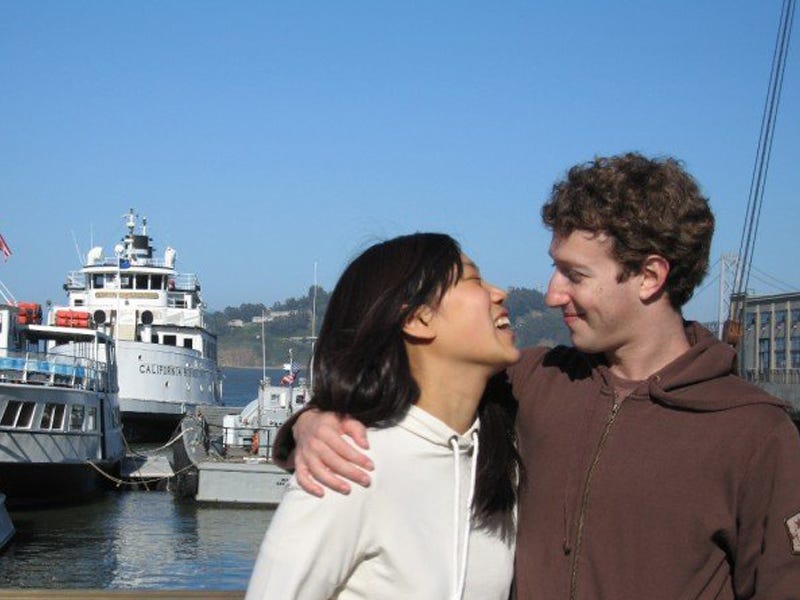 Sosok wanita hebat dibalik kisah sukses Zuckerberg, founder facebook