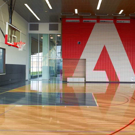 &#91;SHARE&#93; Dekorasi Kantor Adobe 