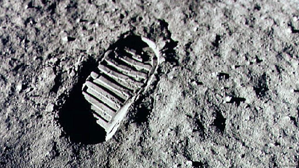 Ada Kuburan di Bulan? Berikut 6 Fakta Mengejutkan tentang Bulan!