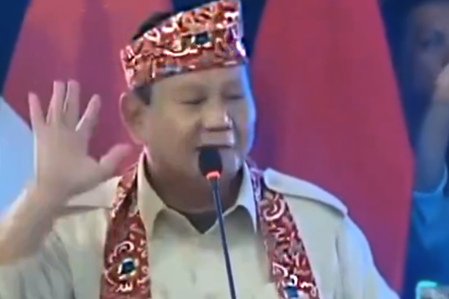 Tolak Nasehat, Prabowo Provokasi Pendukungnya Koor: GOBL0K!