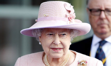 UK Queen's trip to Italy in doubt