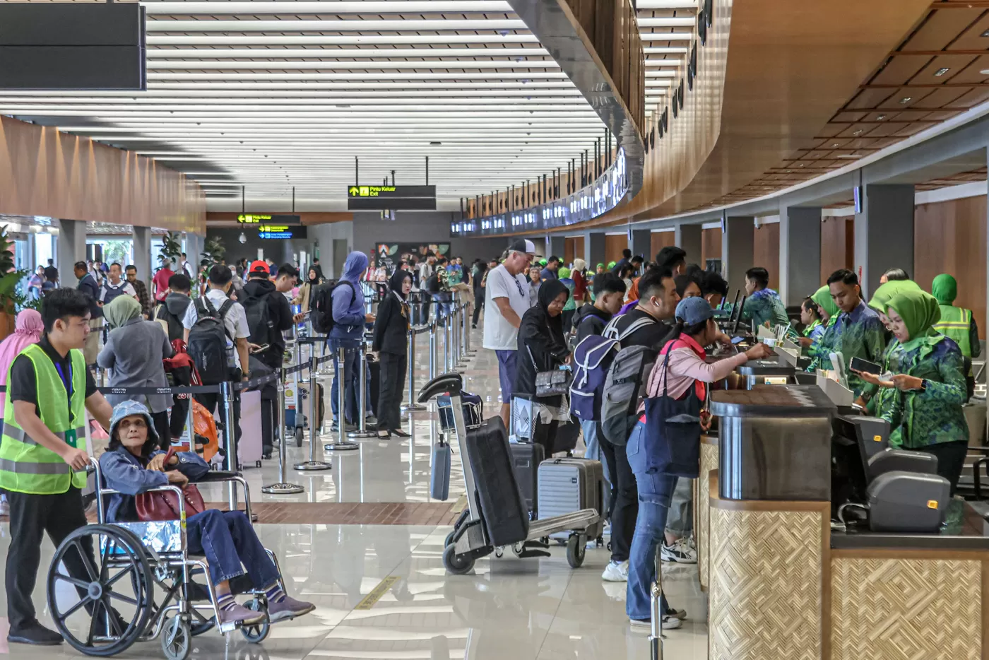 Warga China Puji Perubahan di Indonesia di Tangan Prabowo, Bandara Bersih dari Pungli