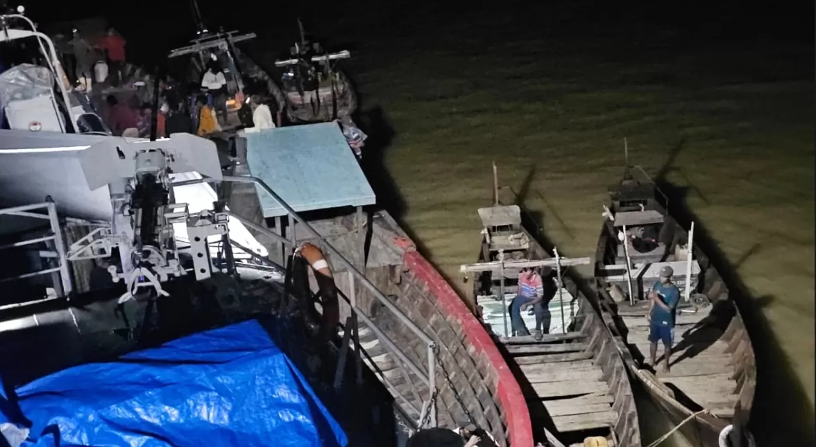 Warga Aceh Tamiang Belum Makan 4 Hari, Bertahan Minum Air Banjir