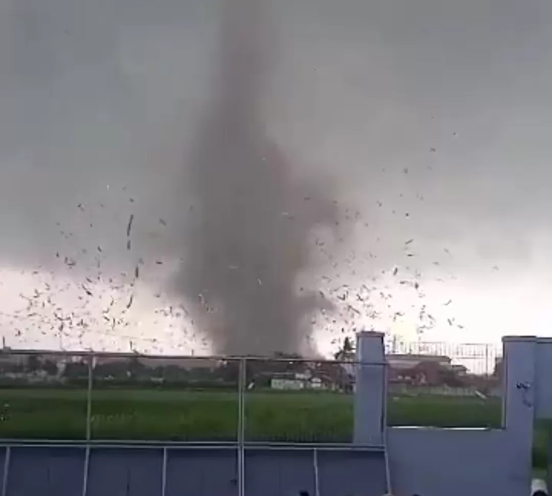 Tornado di Rancaekek Bandung Mirip Seperti di Amerika, Ini Penyebabnya