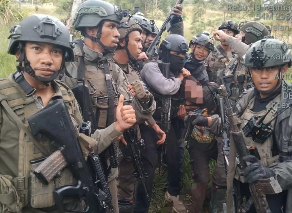 BREAKING NEWS: Aske Mabel Ditangkap, Pecatan Polisi Pimpinan KKB Yalimo