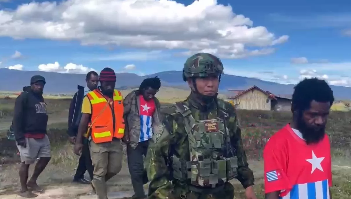 tiga-anggota-opm-kembali-ke-pangkuan-nkri