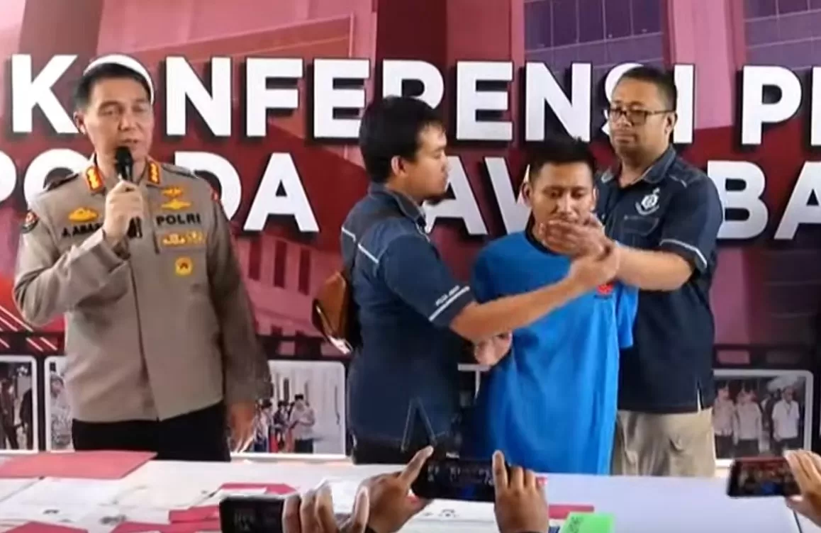 polisi-berusaha-bekap-mulut-pegi--saya-bukan-pelaku---saya-rela-mati