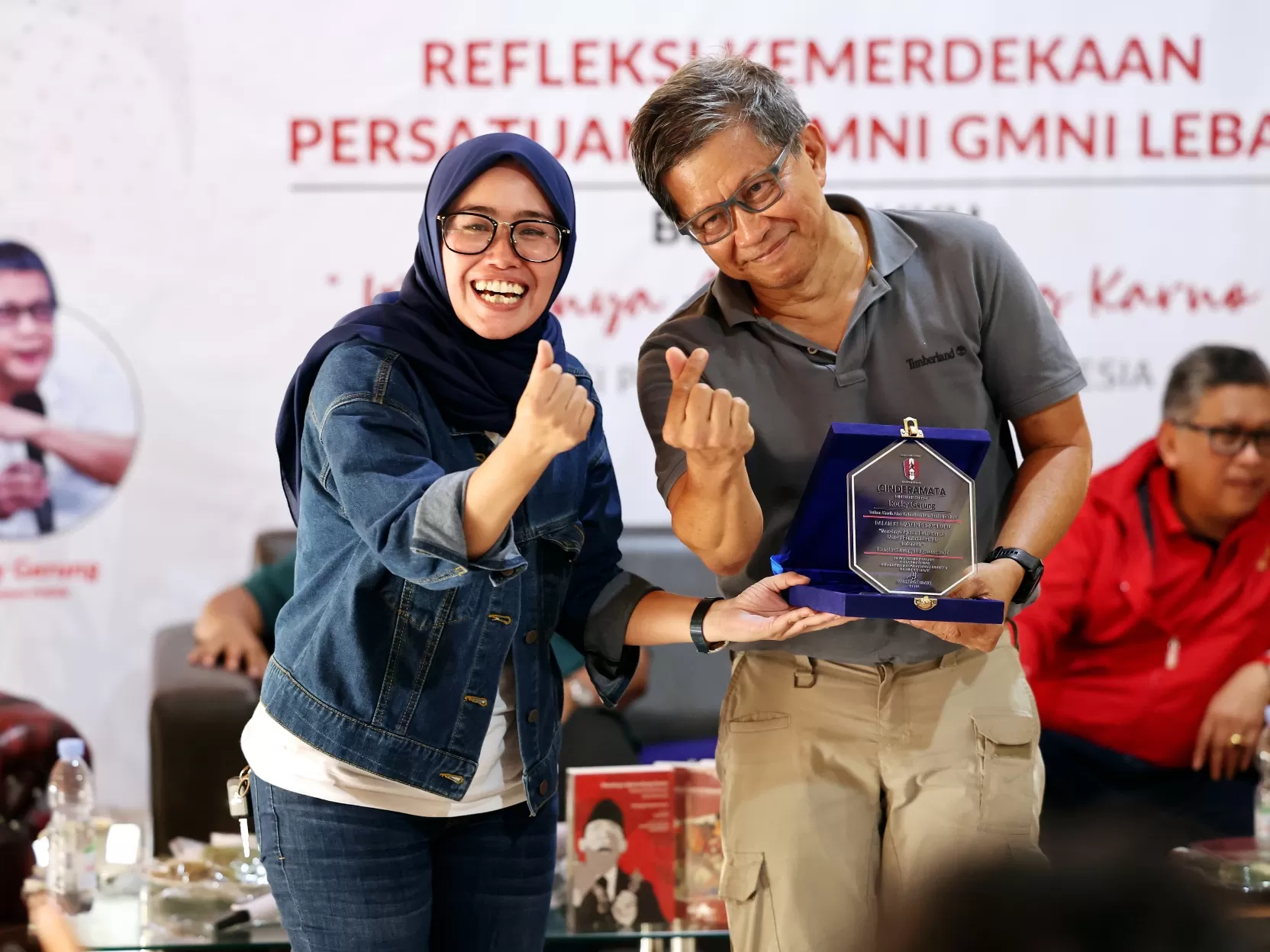 Rocky Gerung Puji Megawati: Tetap Senyum Meski Diintimidasi Kekuasaan