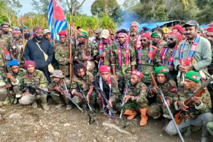 intel-opm-meninggal-dunia-sebby-sambom-minta-prabowo-tarik-prajurit-tni