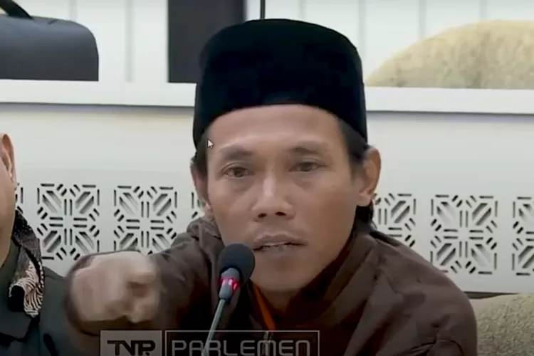 rakyat-ngamuk-di-dpr-minta-banten-jadi-zona-bebas-hukum-jika-pemerintah-tak-mampu