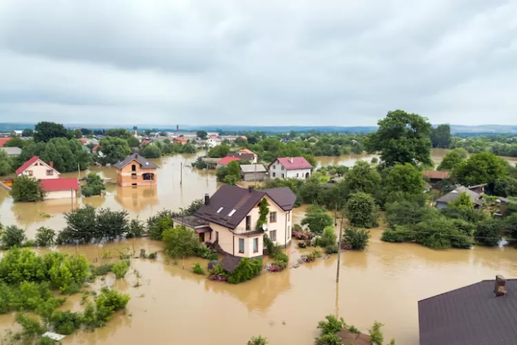 Ribuan Perumahan Diterjang Banjir Bandang Diduga Akibat Pembangunan Bendungan IKN