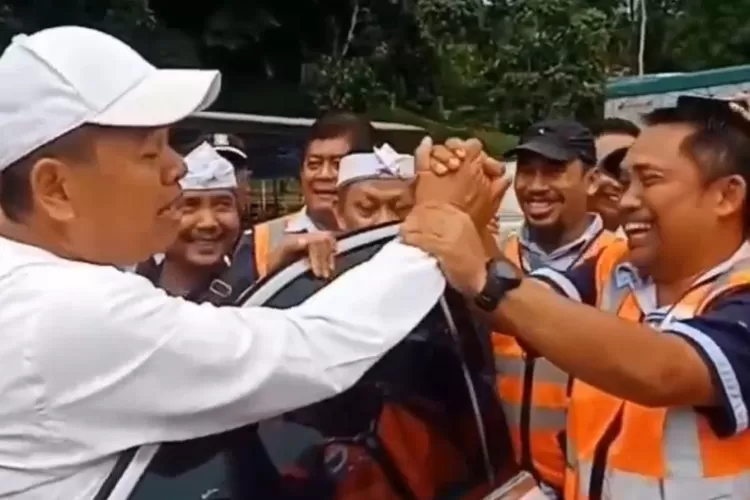 Setelah Ucapan Viral, KDM Nyatakan Air Aqua Benar Mata Air Pegunungan, Bukan Sumur 