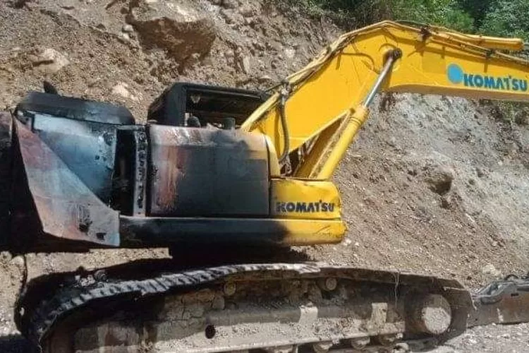 Ekskavator Dibakar oleh TPNPB di Intan Jaya, TPNPB Klaim Tembak Mati Intelejen