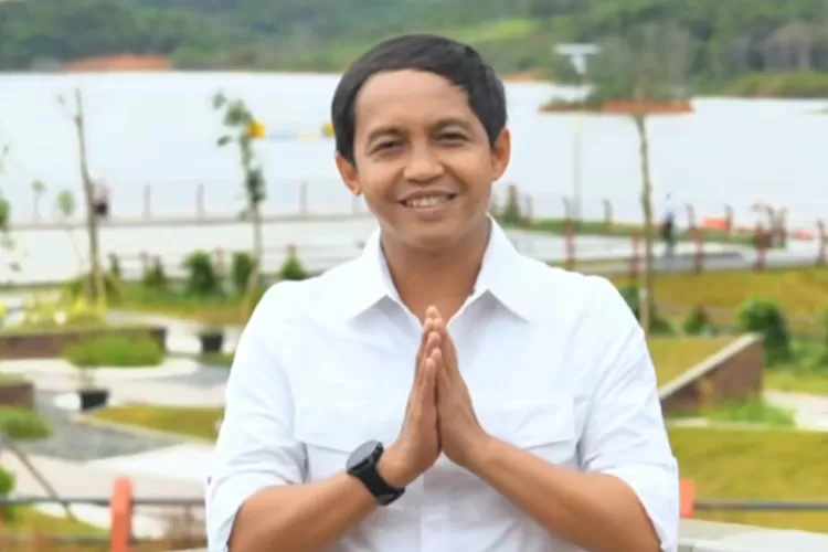 Cuitan Lawas Raja Juli Kritik Prabowo Viral, Bos Purwa: Fufufafa Versi Bocah PSI