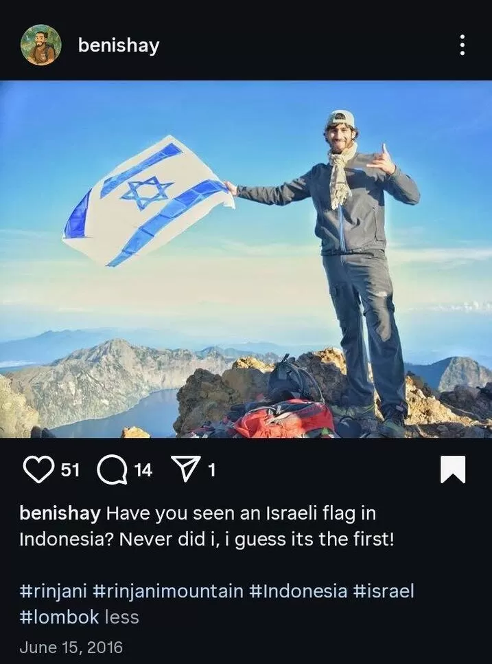Warga Asing Kibarkan Bendera Israel di Gunung Rinjani, Picu Kecaman Netizen