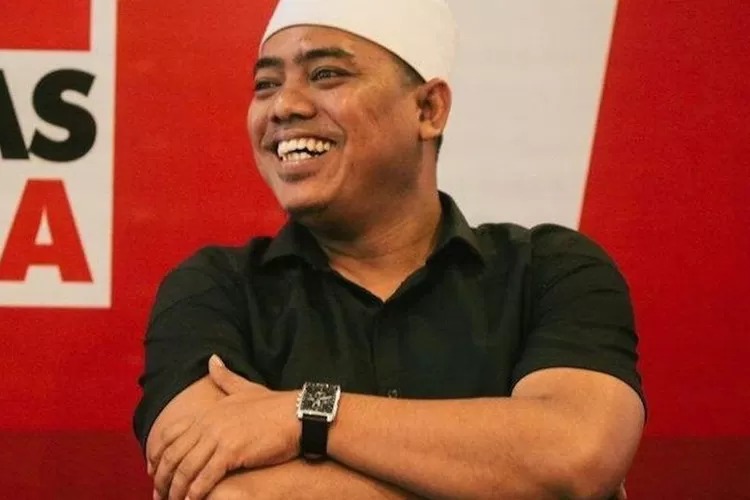 Kuasa Hukum PIK 2 Muannas Alaidid Soal Kontroversi Pagar Laut: Cuma Bambu Aja Bisa