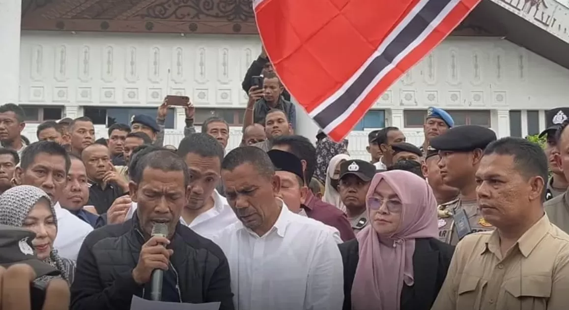 Aceh Kibarkan Bendera Putih, Warga Serukan Bantuan Dunia Internasional
