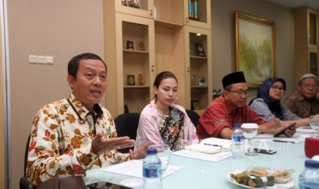 menanti-uu-jph
