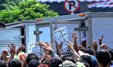 Kerusuhan Pecah di Sidang MK