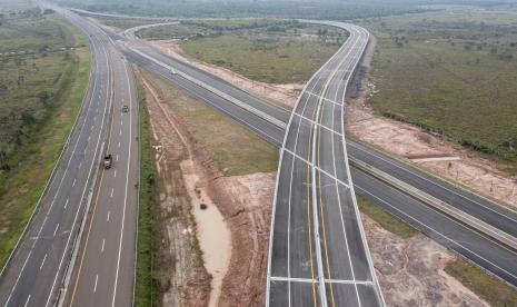 Mimpi Besar Erick: Sambungkan Aceh Sampai Lampung Lewat Tol