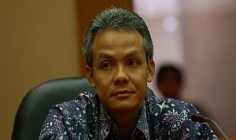 ganjar-ajak-masyarakat-taat-bayar-pajak