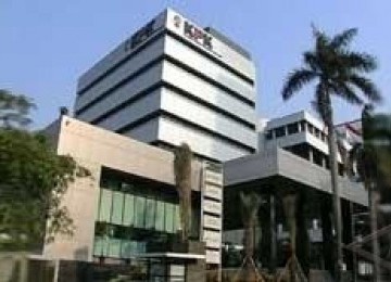 Di Depan Gedung KPK Ada Hantunya.