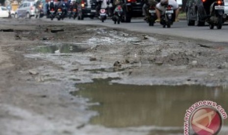 Kondisi Jalan Kabupaten/Kota di Indonesia yang Baik Hanya 60-70 Persen