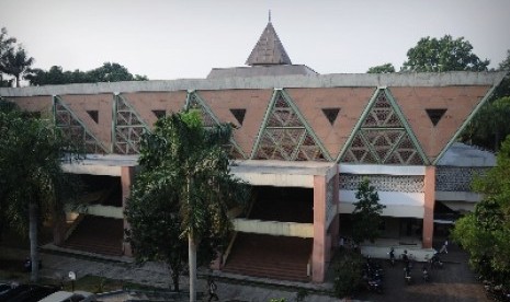 Indahnya Masjid-Masjid Kampus di Indonesia