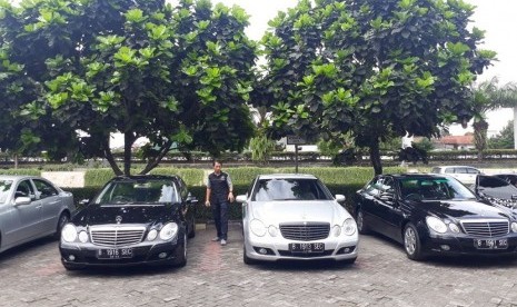 blue-bird-jual-mercedes-benz-lebih-murah-dari-harga-avanza