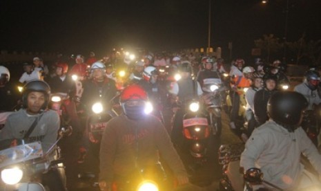 FENOMENA SAHUR ON THE ROAD