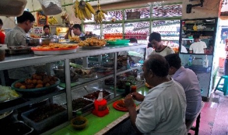 Di Kota Serang, Warung Buka Siang Hari Kena Denda Rp 50 juta