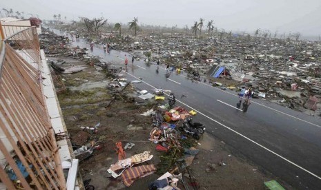 Topan Haiyan terjadi akibat dari senjata AS