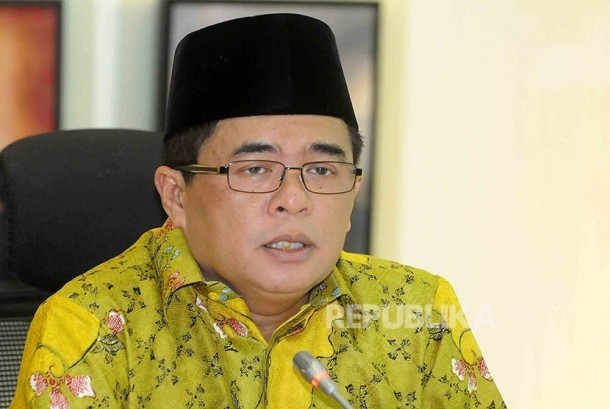 Polisi yang Jadi Pemulung Ini 'Ajari' DPR Arti Kejujuran