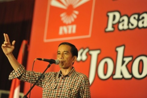 Takut Dikudeta, Jokowi Ingatkan TNI Agar Selalu Berpihak Pada Presiden