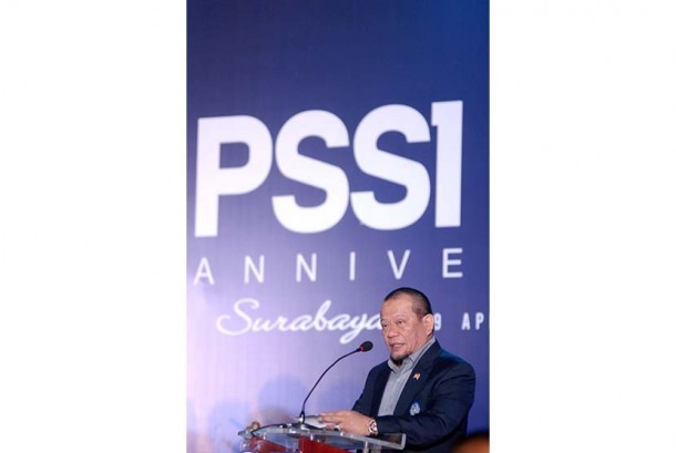 masih-jadi-buronan-la-nyalla-beri-sambutan-tertulis-hut-pssi
