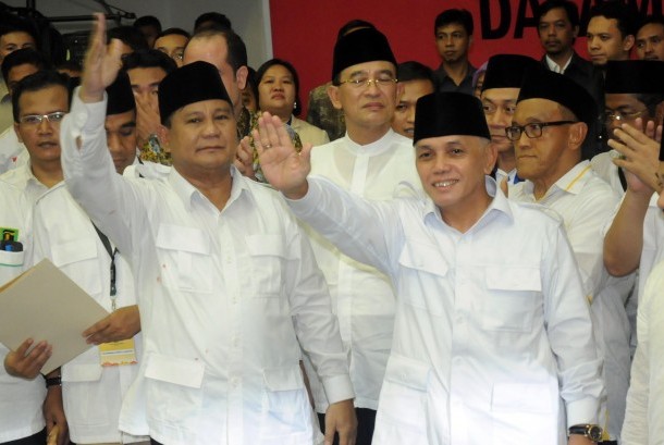 prabowo-hatta-bagi-tugas-pemenangan-pemilu
