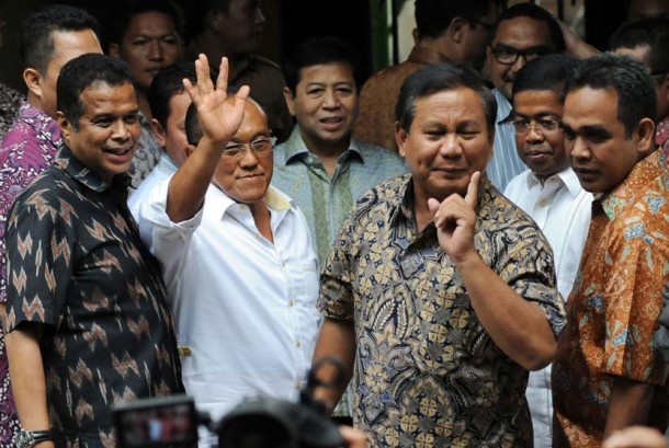 ini-untung-rugi-duet-prabowo-arb