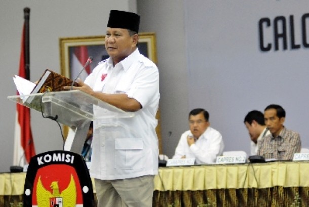 Survei: Prabowo - Hatta Lebih Unggul