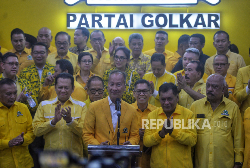 jawaban-elite-golkar-saat-ditanya-jokowi-atau-gibran-yang-akan-gantikan-airlangga