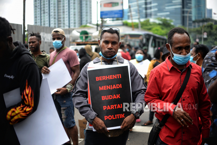 Mahasiswa Papua Demo KPK, Protes Penetapan Tersangka Lukas Enembe