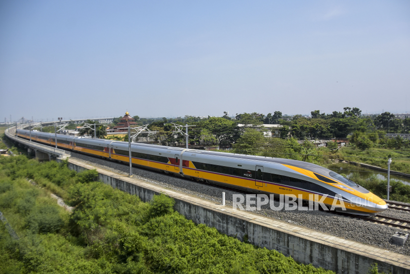 Baut dan Kabel Tembaga Kereta Cepat Jakarta-Bandung Hilang Dicuri