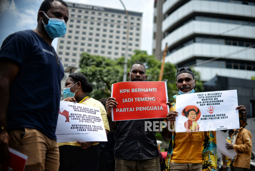 Mahasiswa Papua Demo KPK, Protes Penetapan Tersangka Lukas Enembe