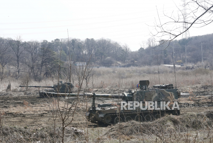 norwegia-donasikan-22-howitzers-ke-ukraina