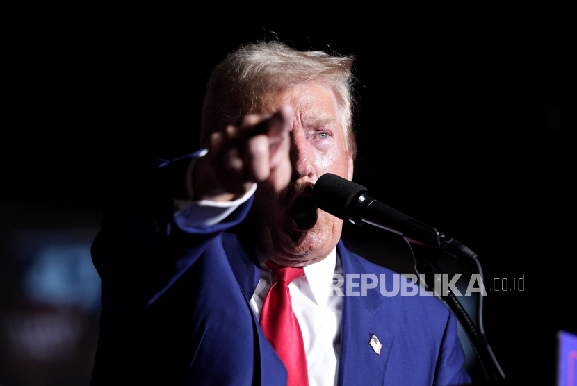 Trump Unggul Sementara, AS Terancam Dipimpin Terpidana