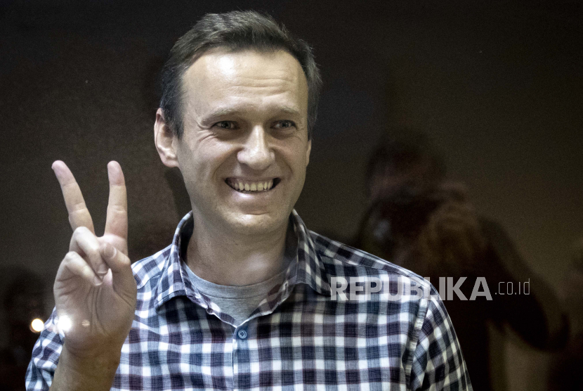 navalny-tewas-di-penjara-terkenal-sebagai-musuh-besar-putin-pernah-kena-racun