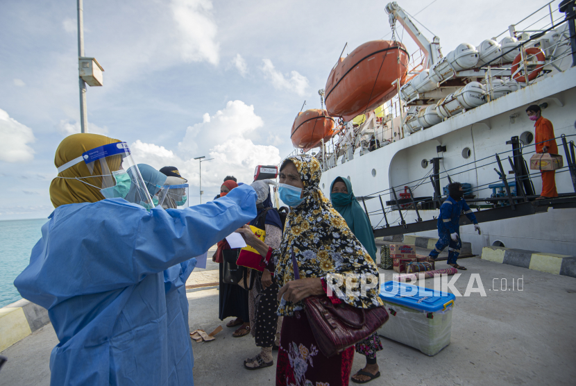 Mengapa Pintu Masuk Internasional di Kepri Malah Ditambah?