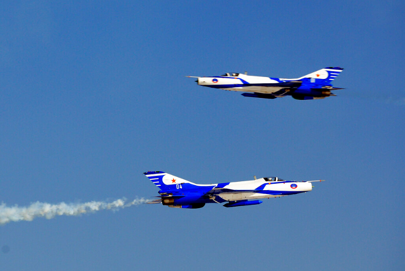 jet-tempur-china-hantam-rumah-warga-satu-orang-tewas