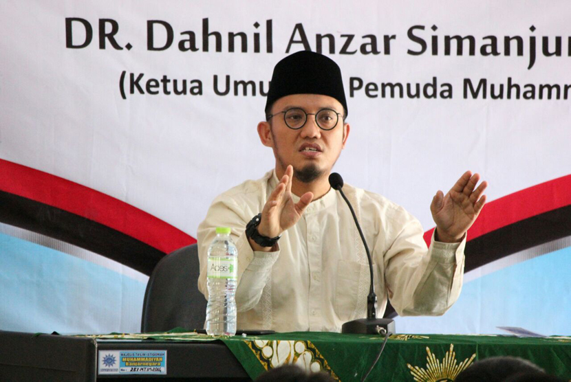 Dahnil: Buzzer Alias Tuyul Sosmed Pekerjaan Haram